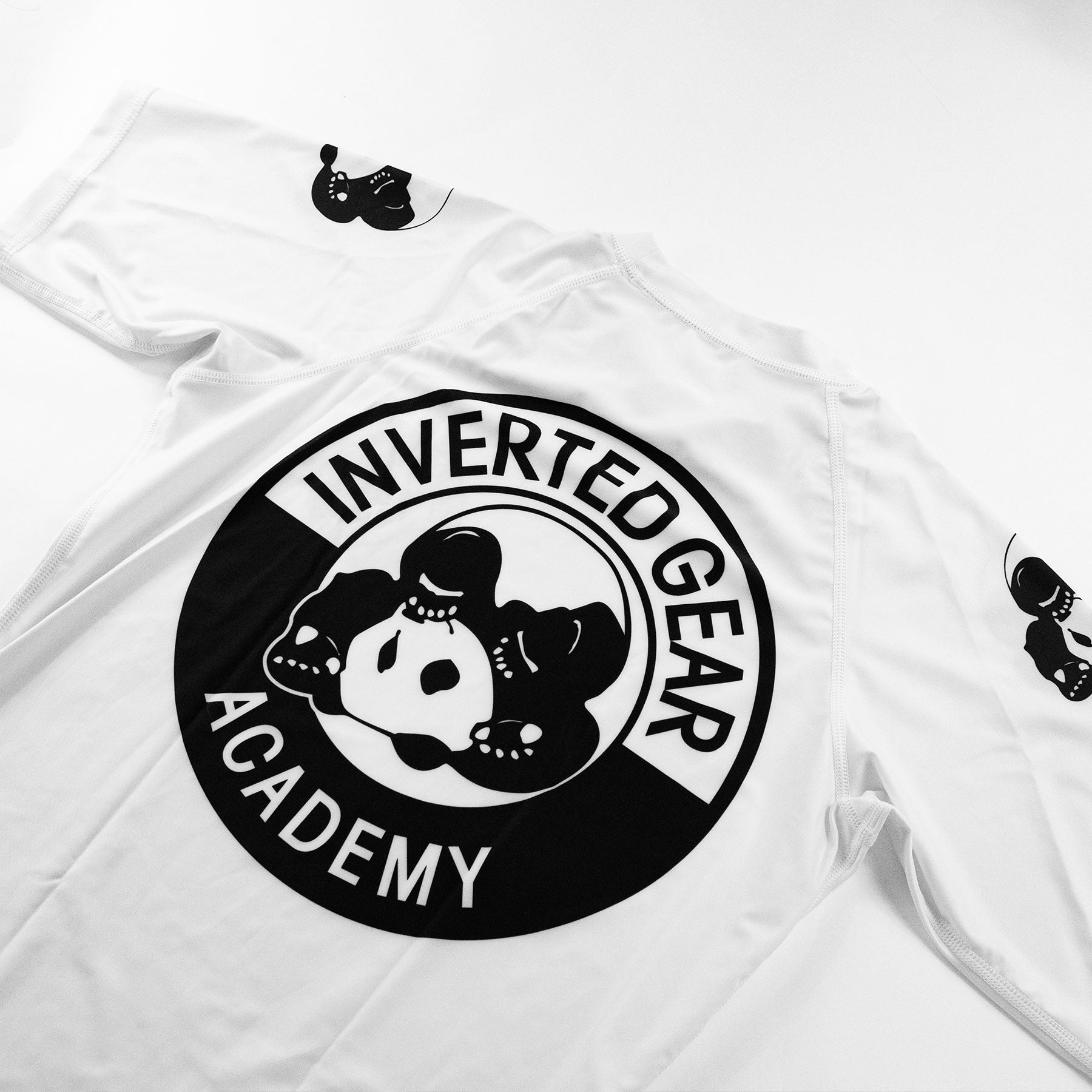 Academy White Round Logo Short Sleeve Rashguard