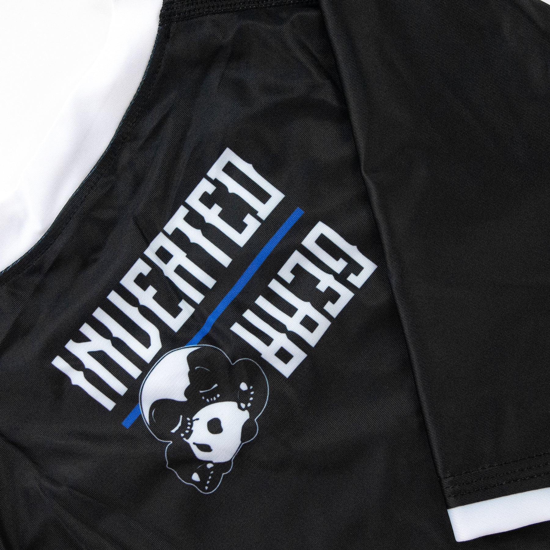 Women's Beer Leads To Pressure Passing Rashguard